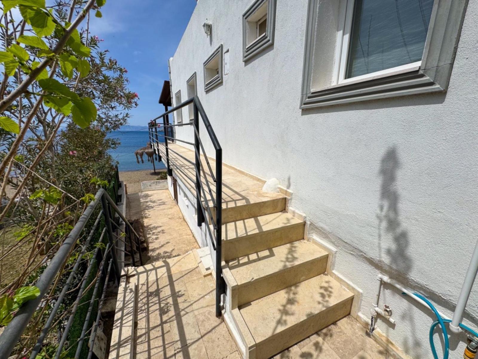 Guemuesluek Apart Bodrum Bagian luar foto